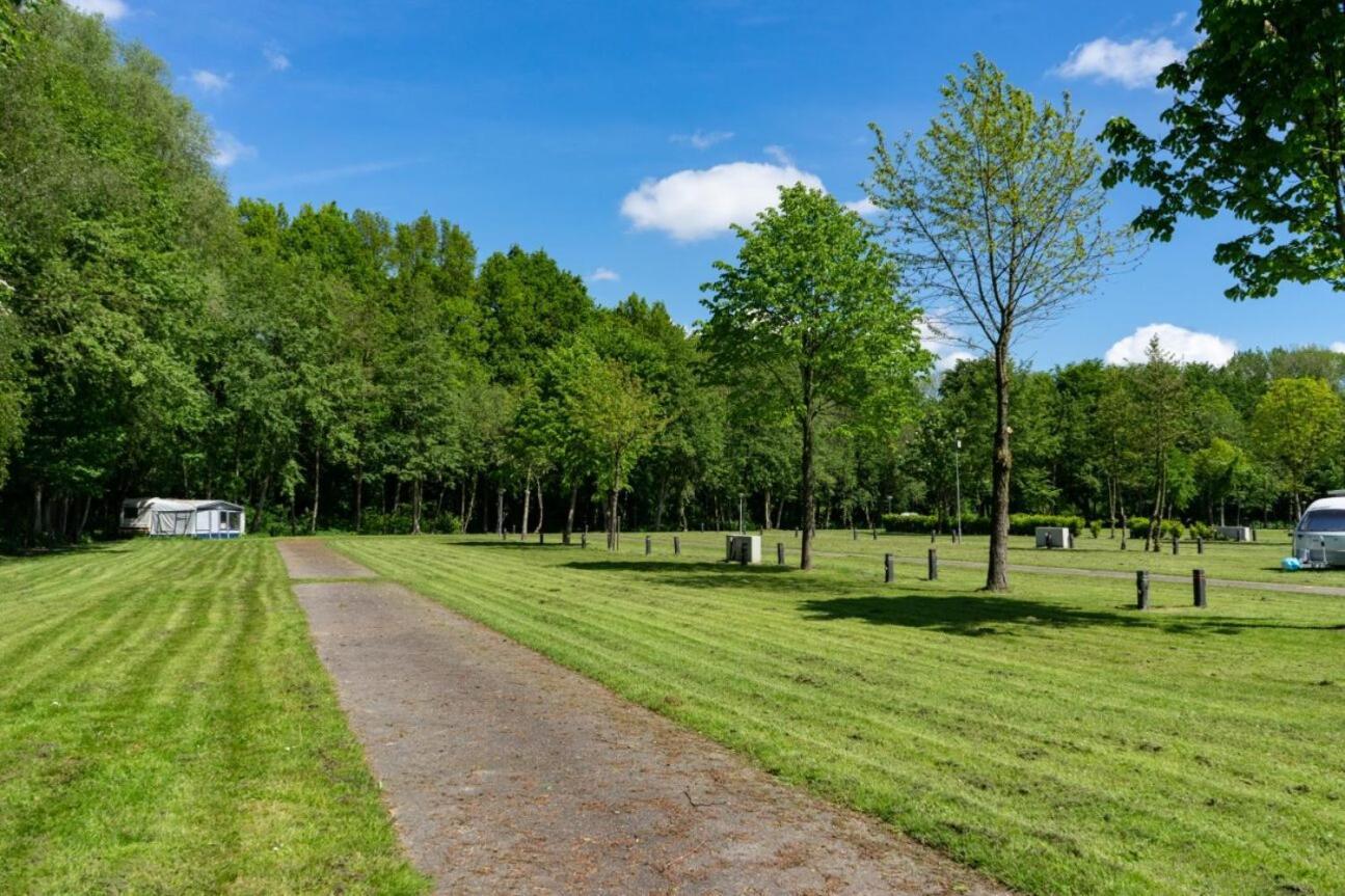 Europarcs Het Amsterdamse Bos Hotel Amstelveen Exterior photo